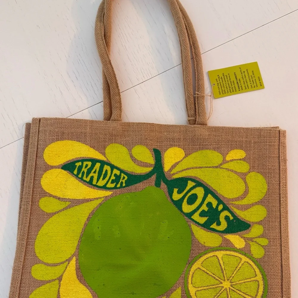 Trader Joe’s Citrus Jute Tote Bag Lemon & Lime 9 Gallon Cotton Handle/NWT - Picture 4 of 7